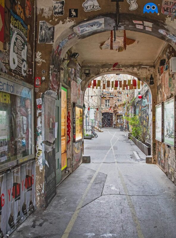 Versteckter Hinterhof in Berlin-Mitte